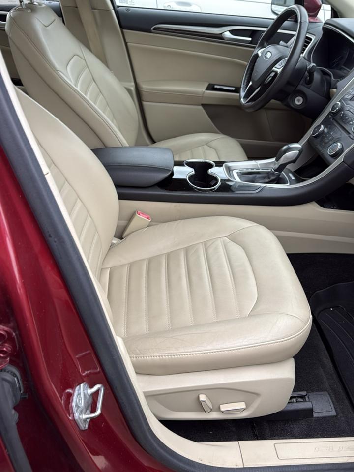 Ford Fusion 4dr Sdn SE FWD 2015