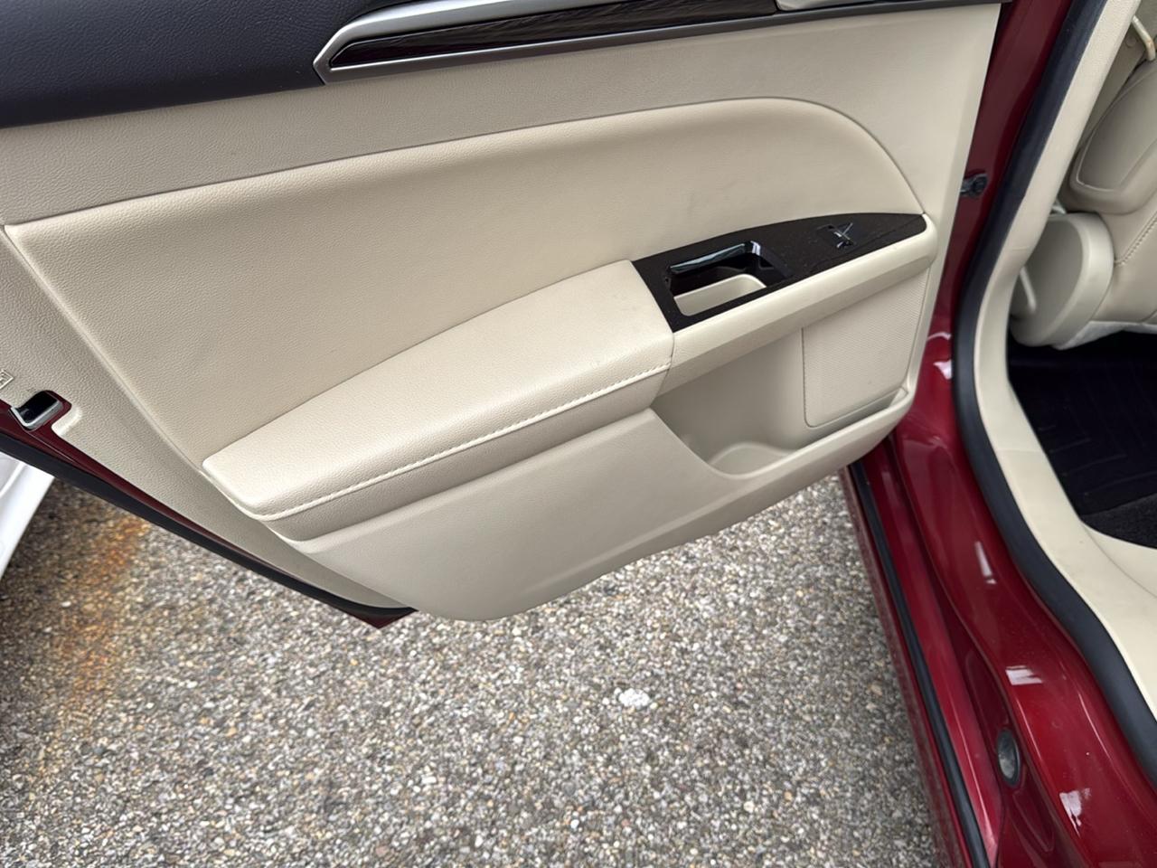 Ford Fusion 4dr Sdn SE FWD 2015