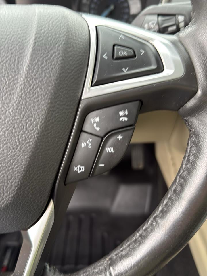 Ford Fusion 4dr Sdn SE FWD 2015