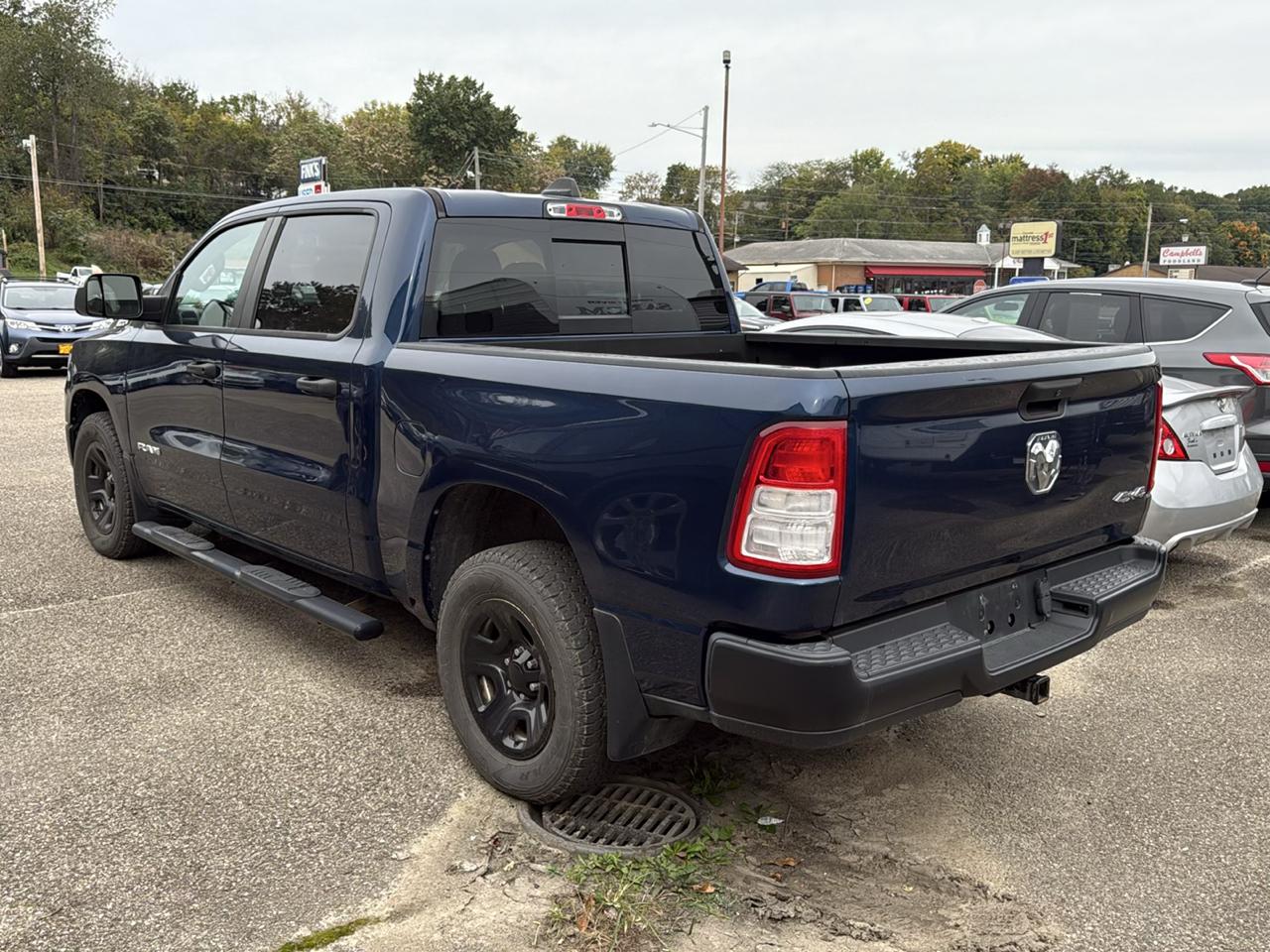 RAM 1500 Tradesman 4x4 Crew Cab 5'7" Box 2019