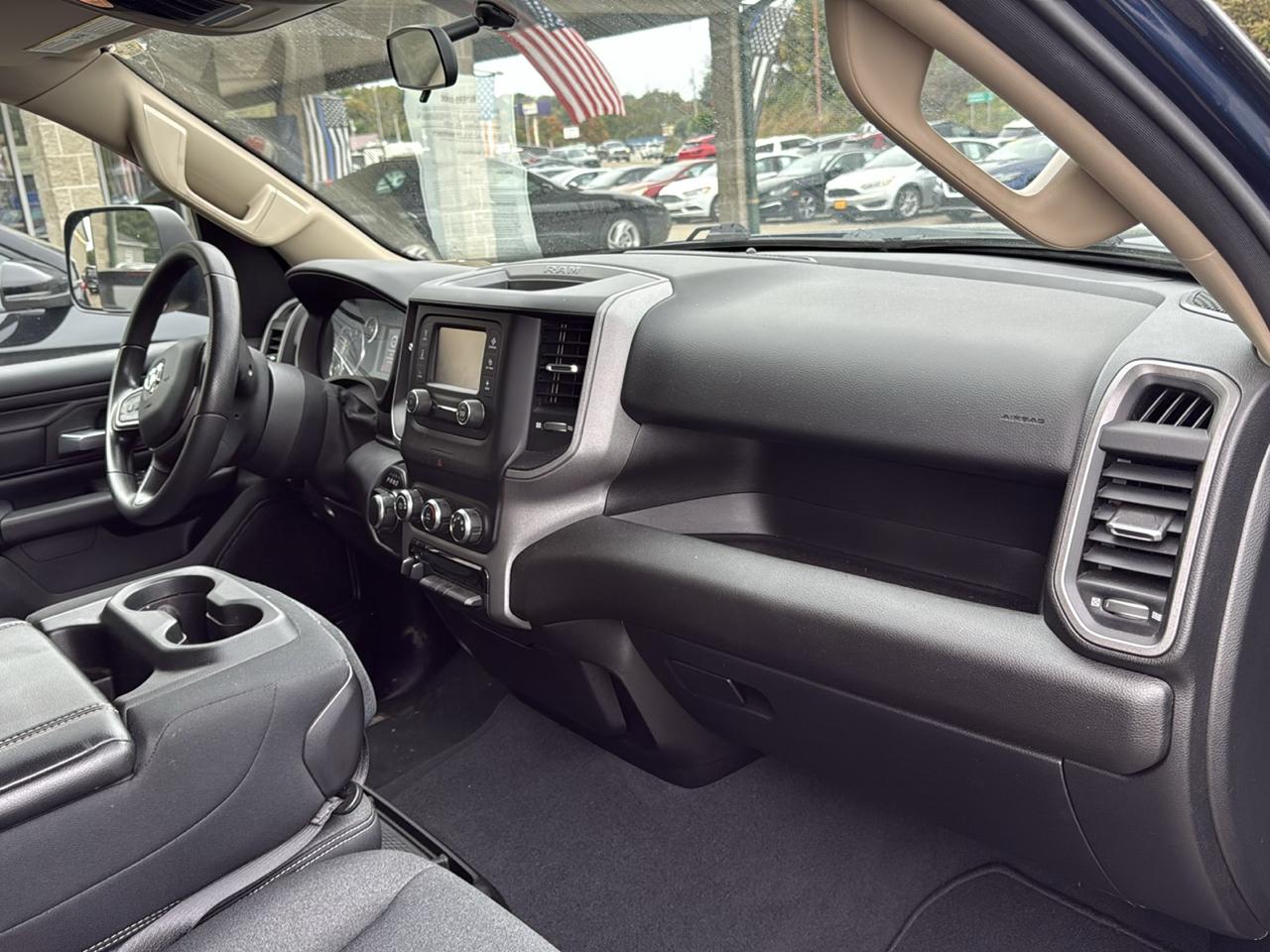 RAM 1500 Tradesman 4x4 Crew Cab 5'7" Box 2019