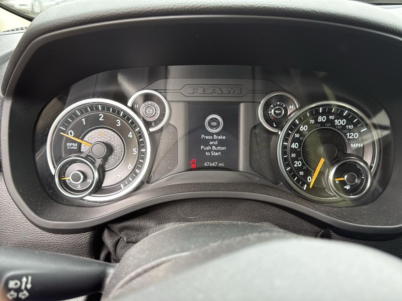 RAM 1500 Tradesman 4x4 Crew Cab 5'7" Box 2019