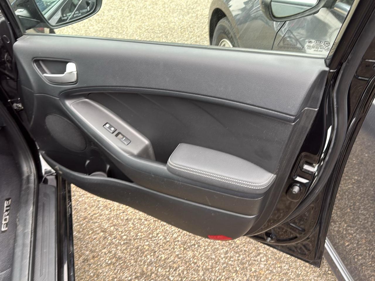 Kia Forte LX Auto 2017