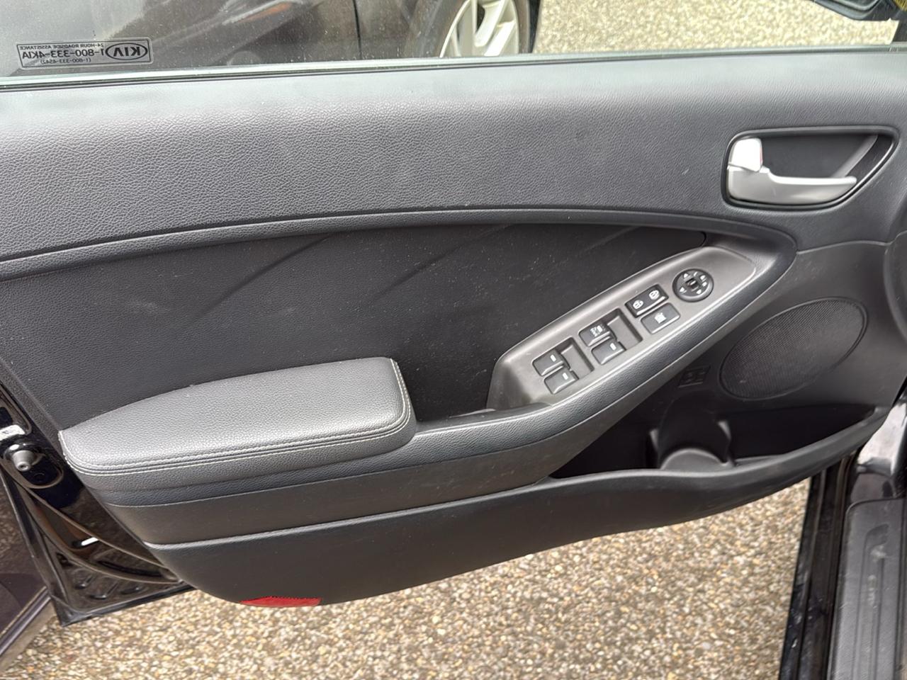 Kia Forte LX Auto 2017