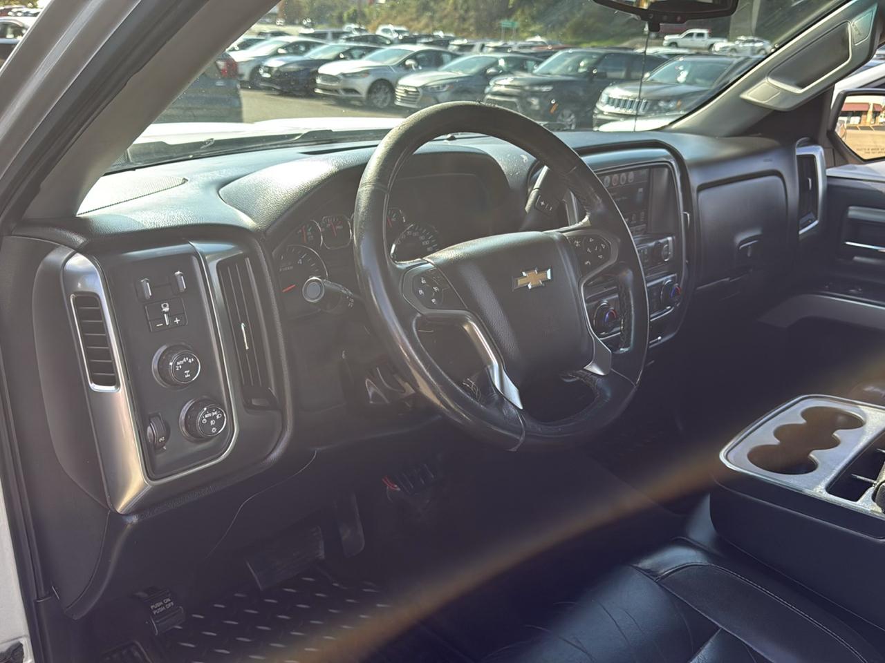 Chevrolet Silverado 1500 4WD Double Cab 143.5" LT w/2LT 2018