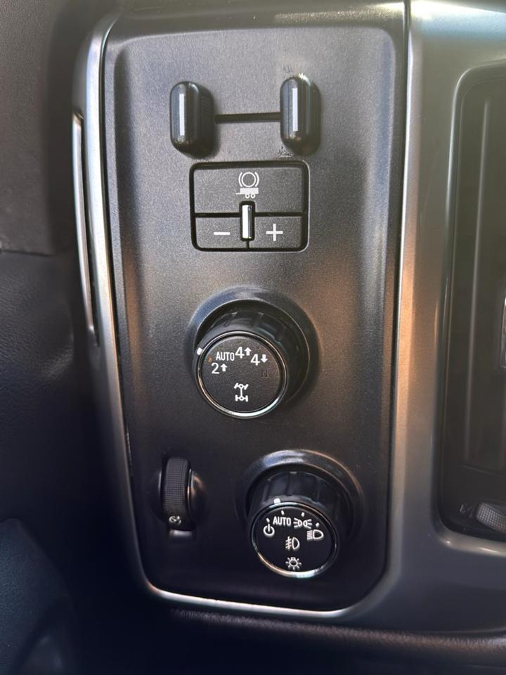 Chevrolet Silverado 1500 4WD Double Cab 143.5" LT w/2LT 2018