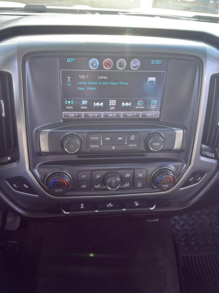 Chevrolet Silverado 1500 4WD Double Cab 143.5" LT w/2LT 2018