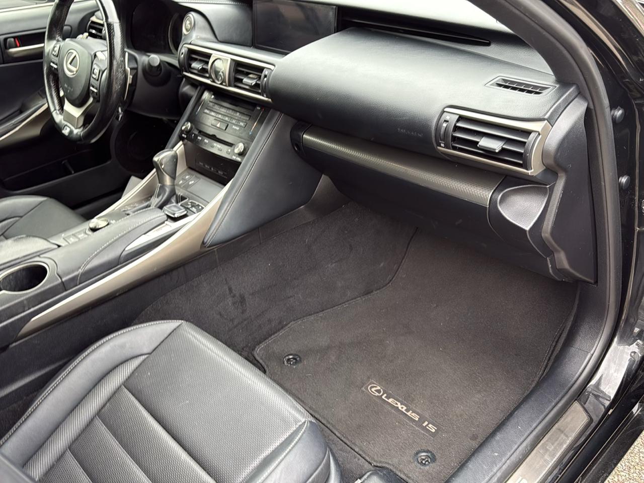 Lexus IS IS 300 AWD 2017