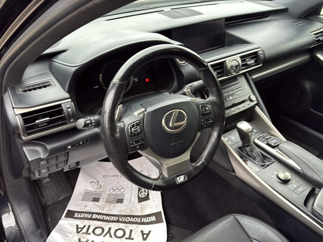 Lexus IS IS 300 AWD 2017