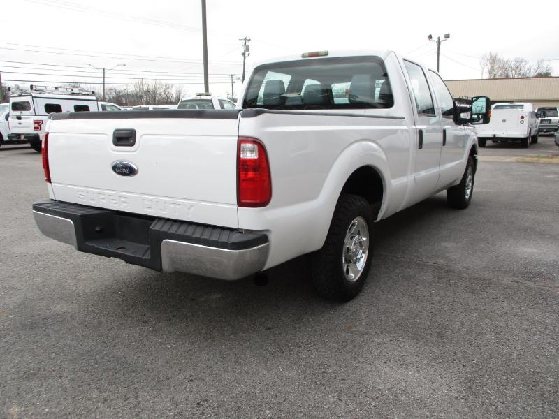 Ford F-250 SD XL Crew Cab 2WD 2012