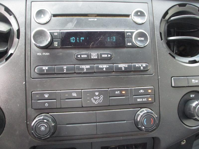 Ford F-250 SD XL Crew Cab 2WD 2012