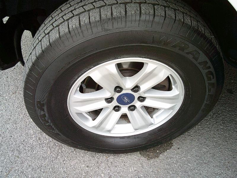 Ford F-150 XL 6.5-ft. Bed 4WD 2014