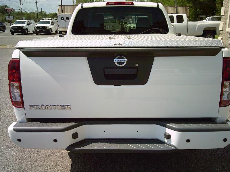 Nissan Frontier S King Cab I4 5AT 2WD 2018