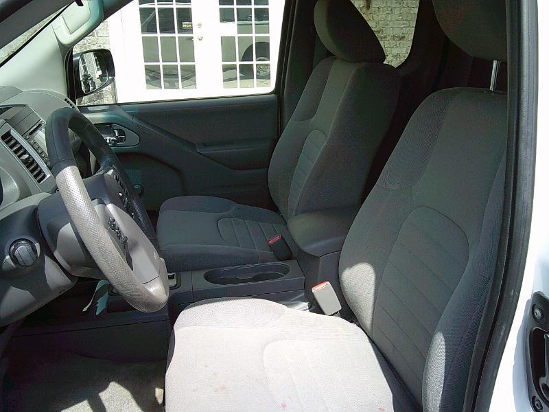 Nissan Frontier S King Cab I4 5AT 2WD 2018