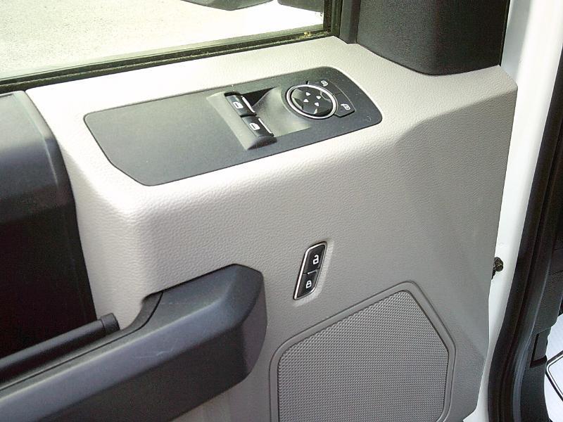 Ford F-150 XL 8-ft. Bed 2WD 2020