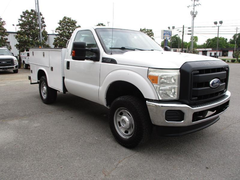Ford F-250 XL HD Reg. Cab 4WD 2011