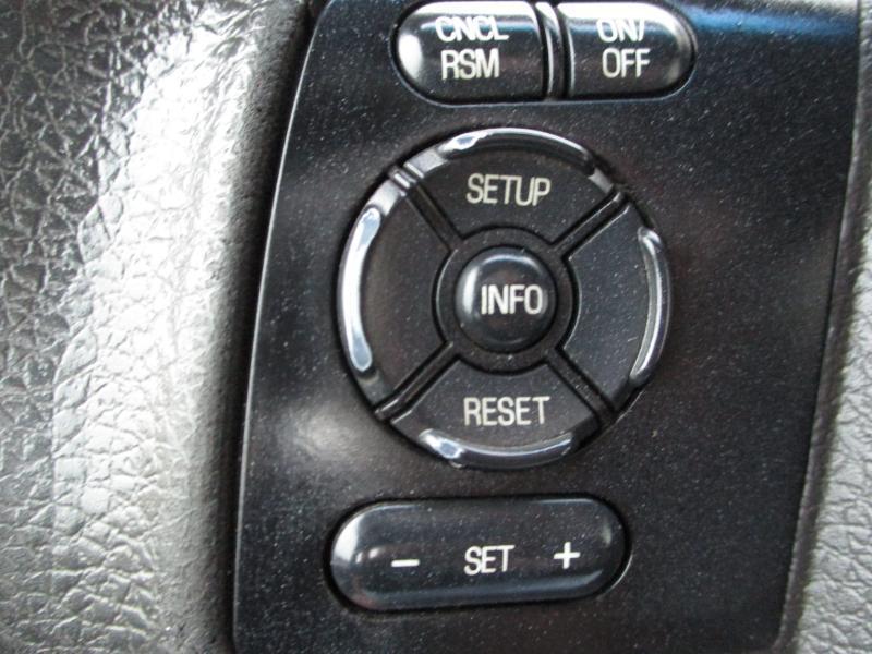Ford F-250 XL HD Reg. Cab 4WD 2011