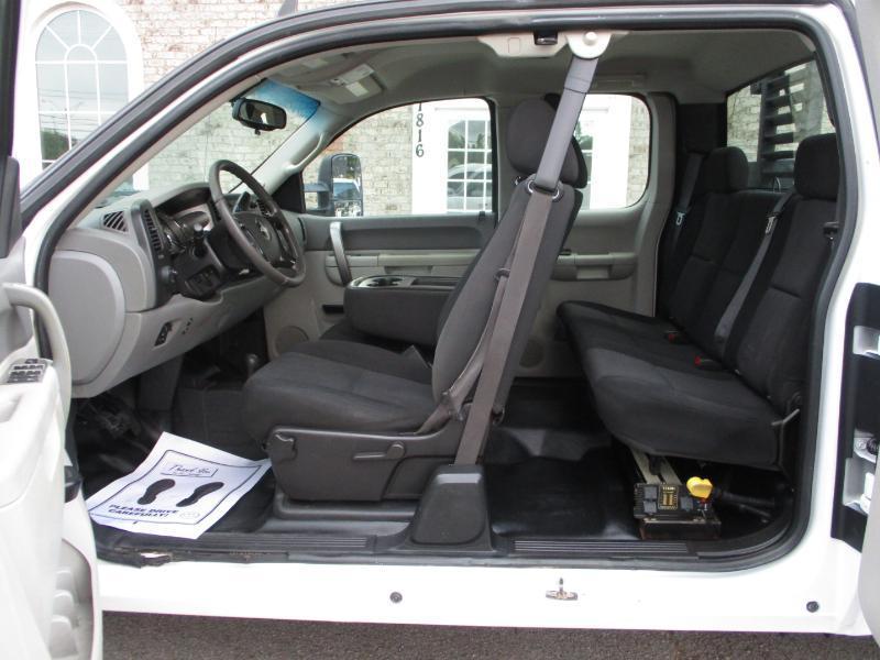 Chevrolet Silverado 3500HD  2011