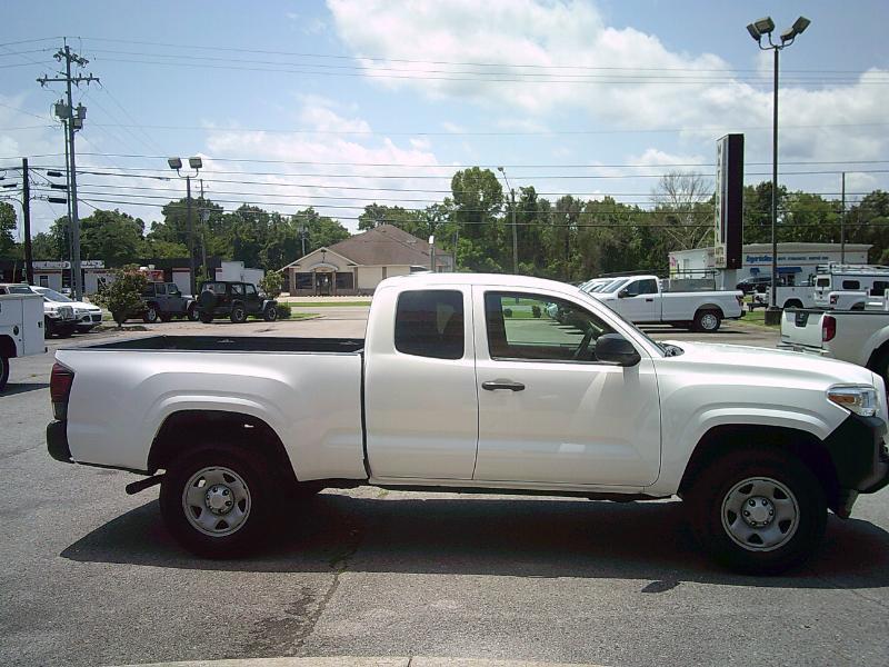 Toyota Tacoma SR5 Access Cab I4 6AT 2WD 2020