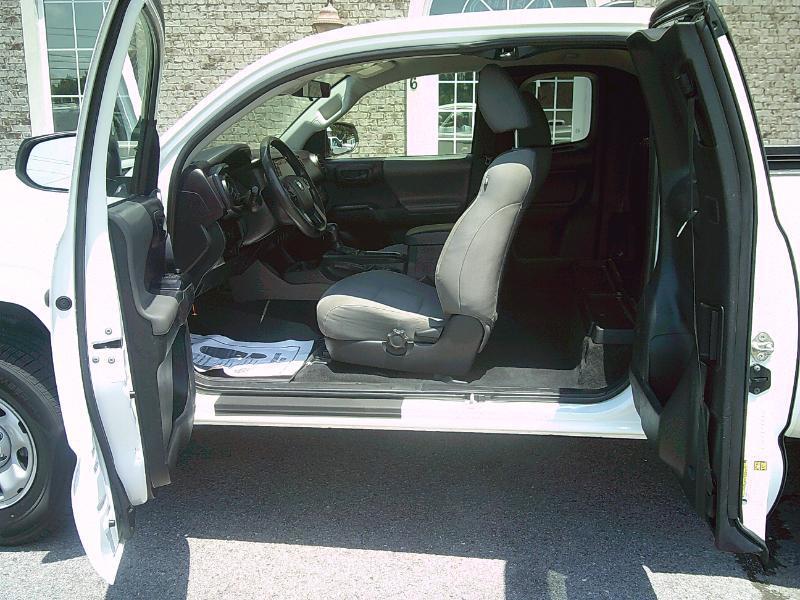 Toyota Tacoma SR5 Access Cab I4 6AT 2WD 2020