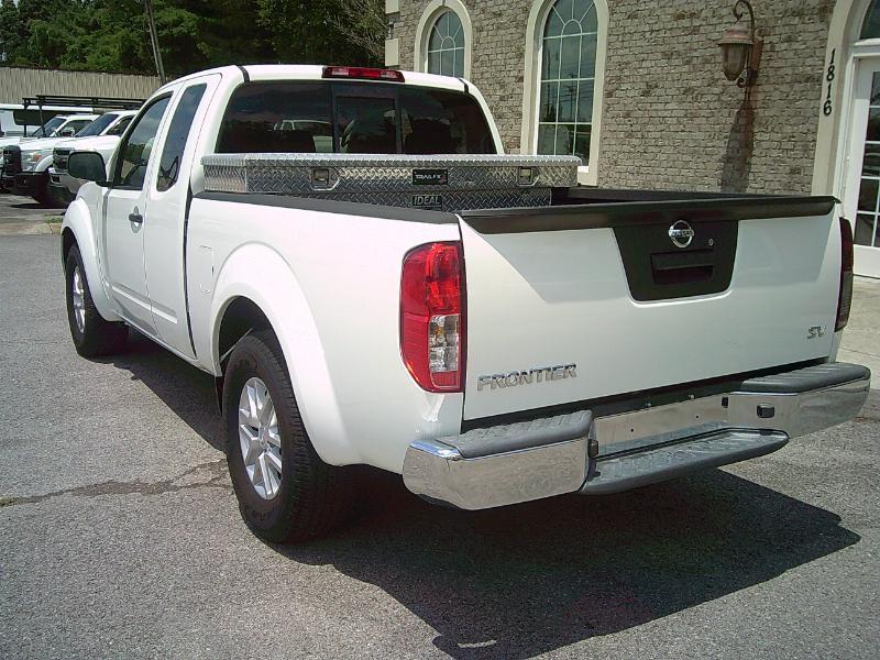 Nissan Frontier SV King Cab I4 5AT 2WD 2019