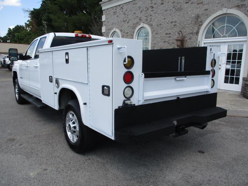 Chevrolet Silverado 3500HD Built After Aug 14  2015