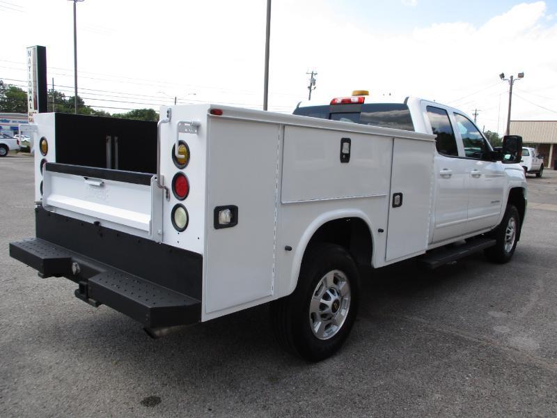 Chevrolet Silverado 3500HD Built After Aug 14  2015