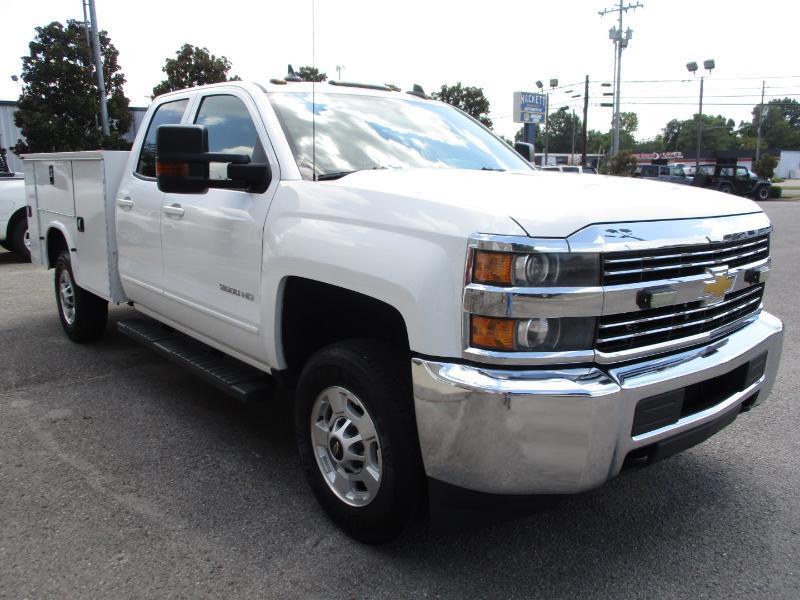 Chevrolet Silverado 3500HD Built After Aug 14  2015