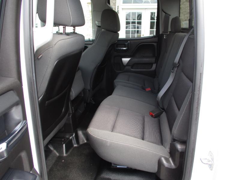 Chevrolet Silverado 3500HD Built After Aug 14  2015