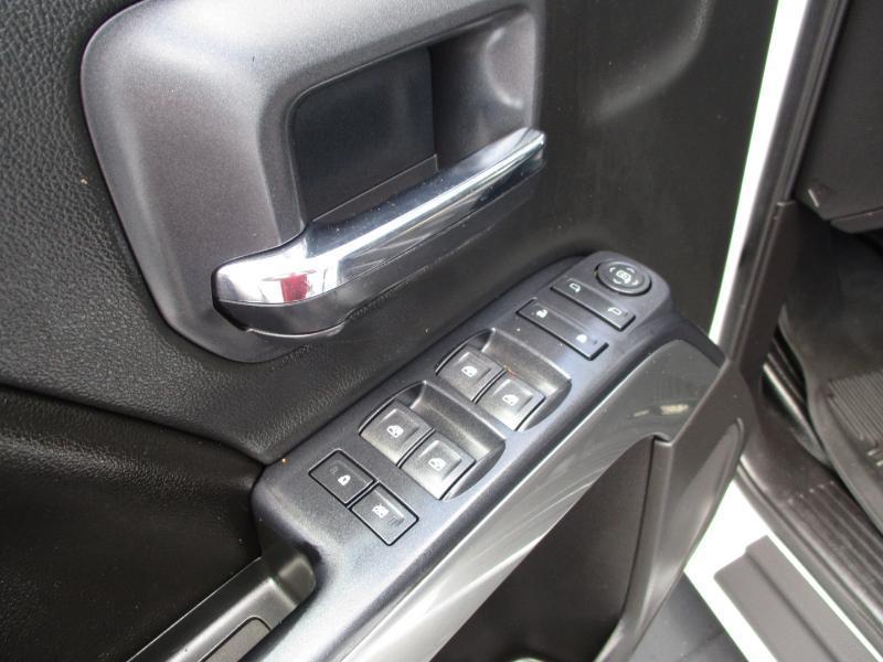 Chevrolet Silverado 3500HD Built After Aug 14  2015