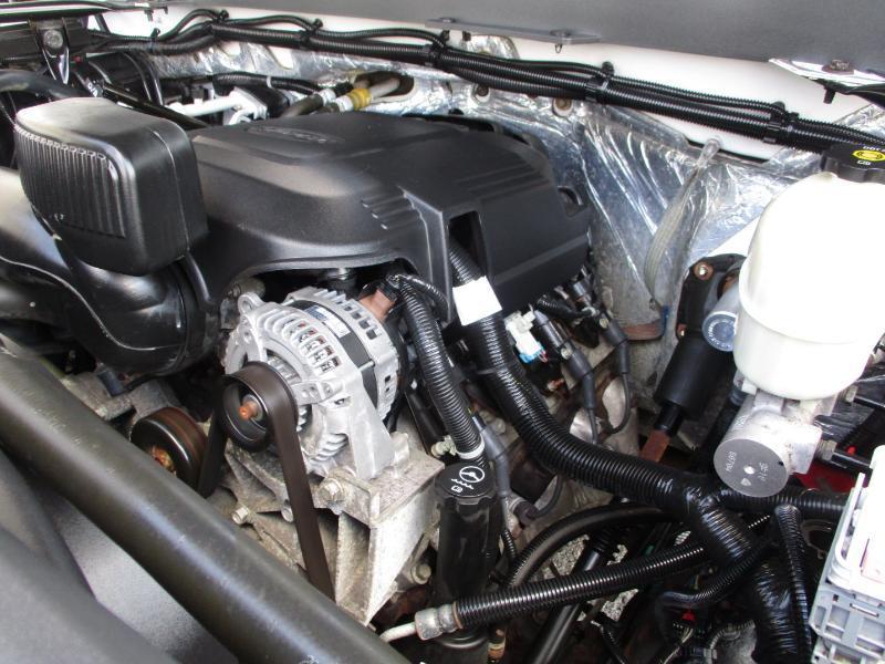 Chevrolet Silverado 3500HD Built After Aug 14  2015