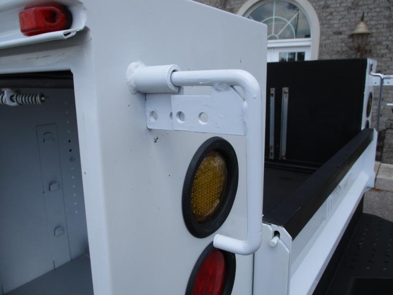 Chevrolet Silverado 3500HD Built After Aug 14  2015