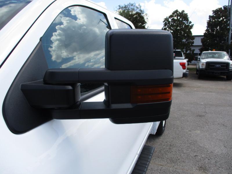 Chevrolet Silverado 3500HD Built After Aug 14  2015