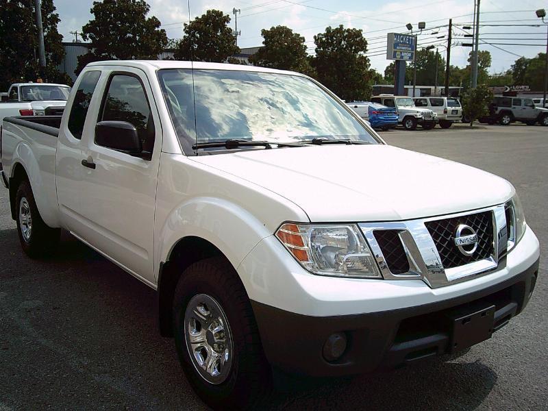 Nissan Frontier S King Cab I4 5AT 2WD 2019