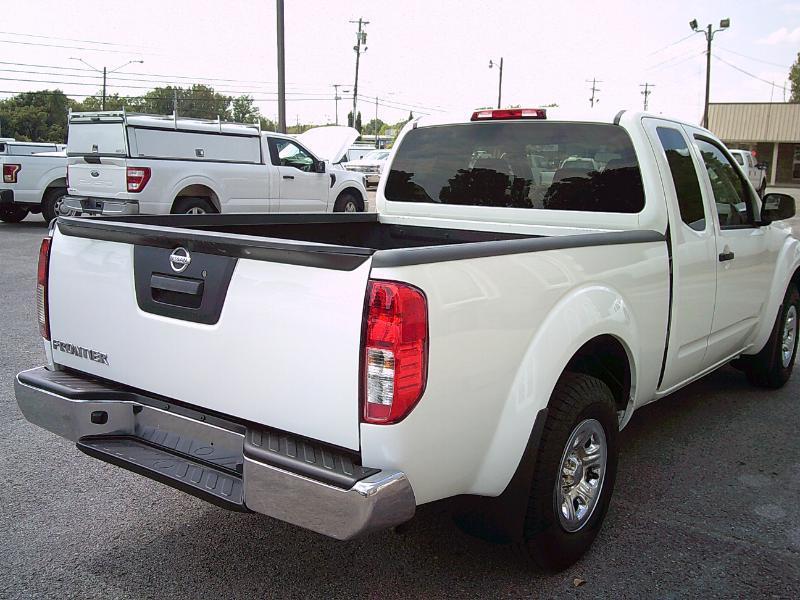 Nissan Frontier S King Cab I4 5AT 2WD 2019