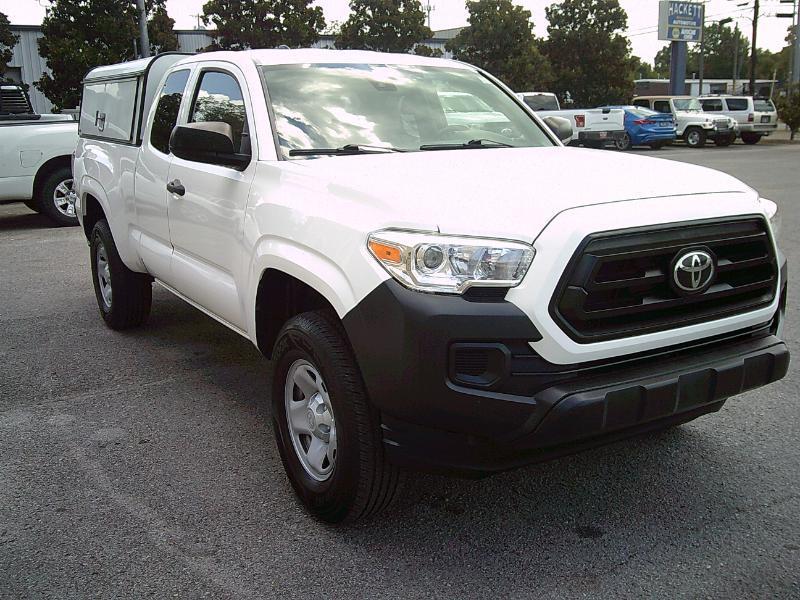 Toyota Tacoma 2WD Access Cab I4 AT SR (Natl) 2020