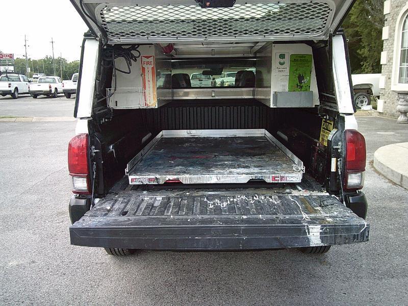Toyota Tacoma 2WD Access Cab I4 AT SR (Natl) 2020
