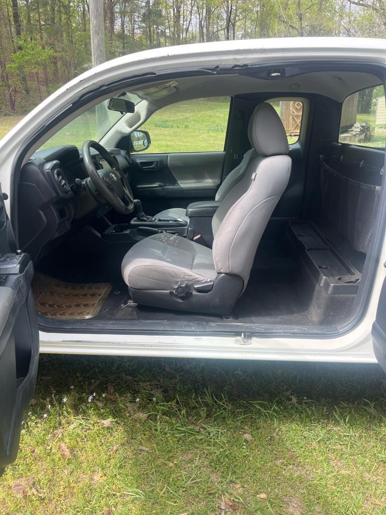 Toyota Tacoma SR5 Access Cab I4 6AT 2WD 2016