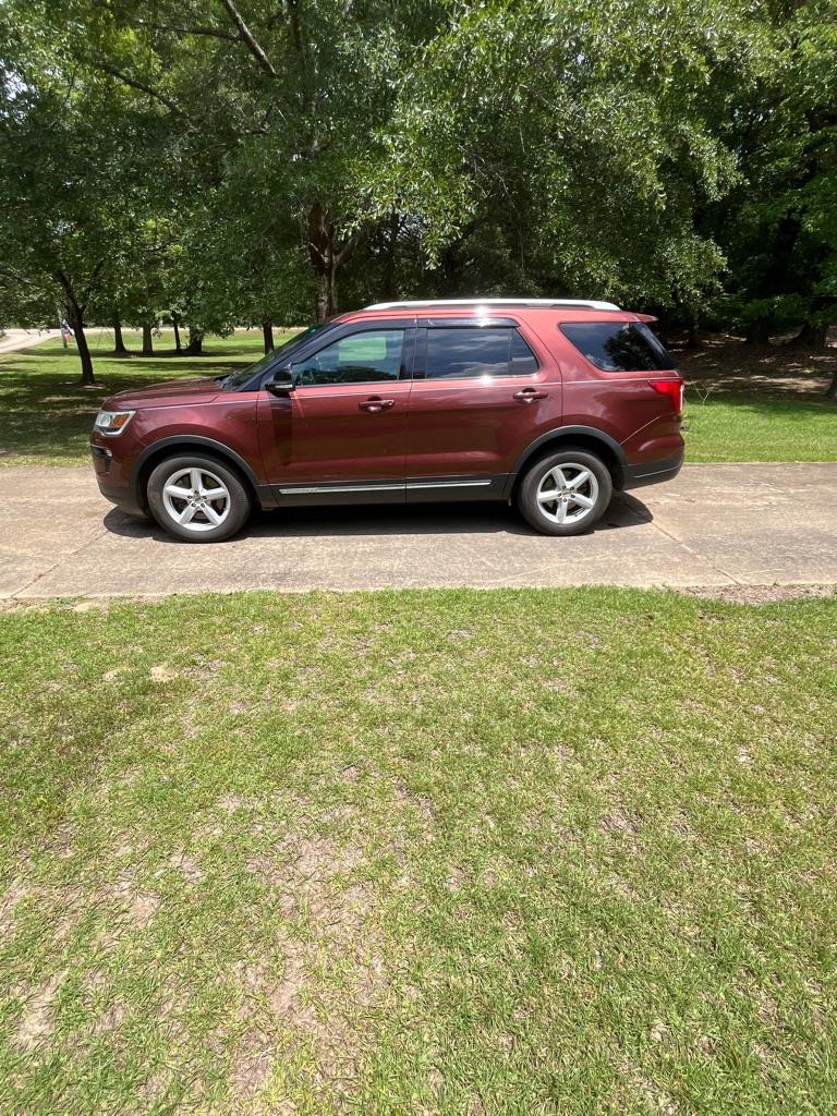 Ford Explorer XLT FWD 2018