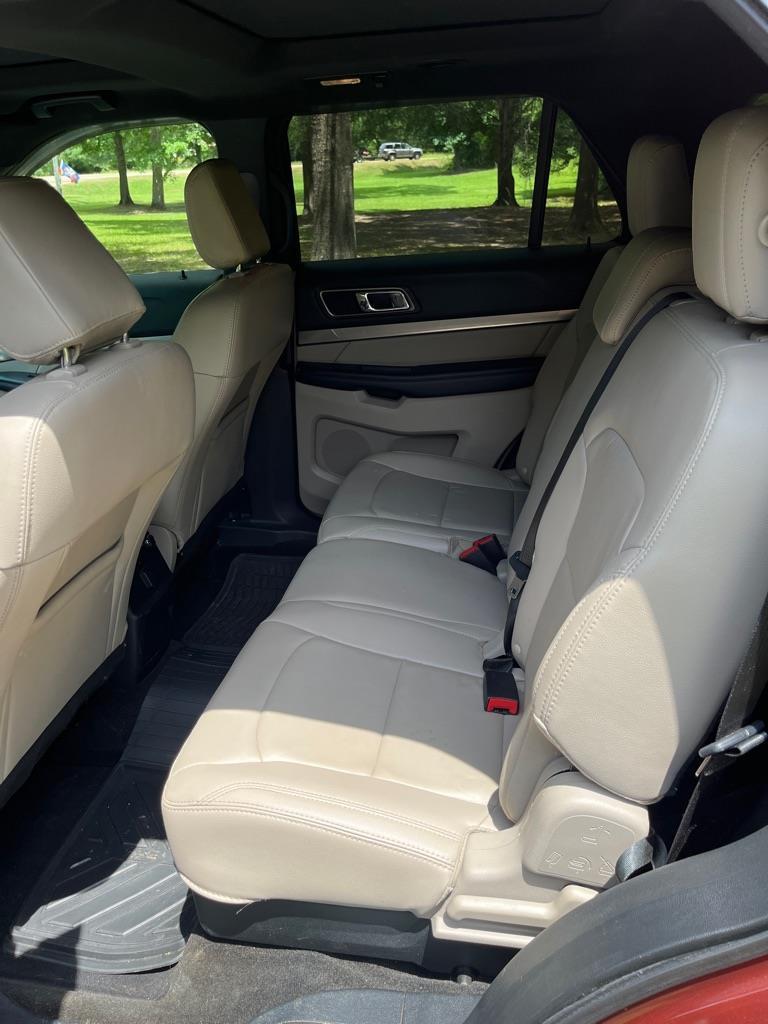 Ford Explorer XLT FWD 2018