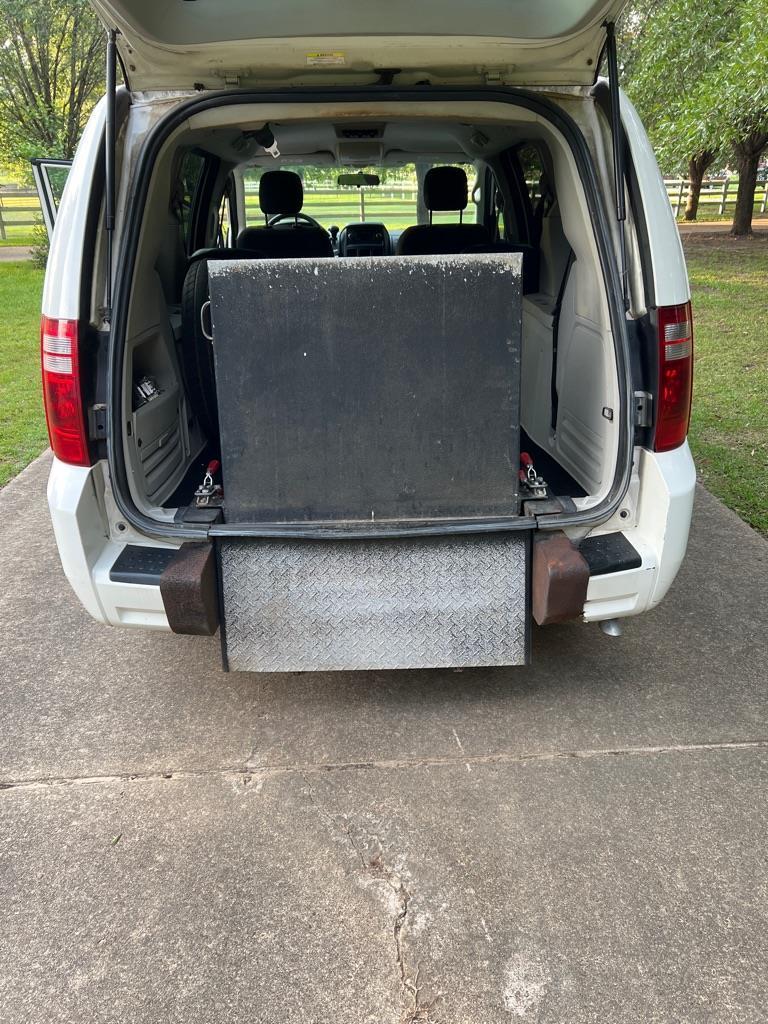 Dodge Grand Caravan SE 2013