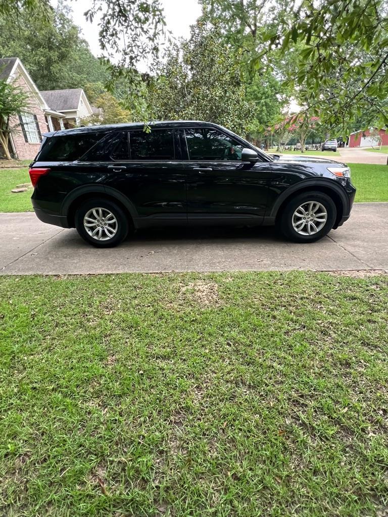 Ford Explorer Base 2021