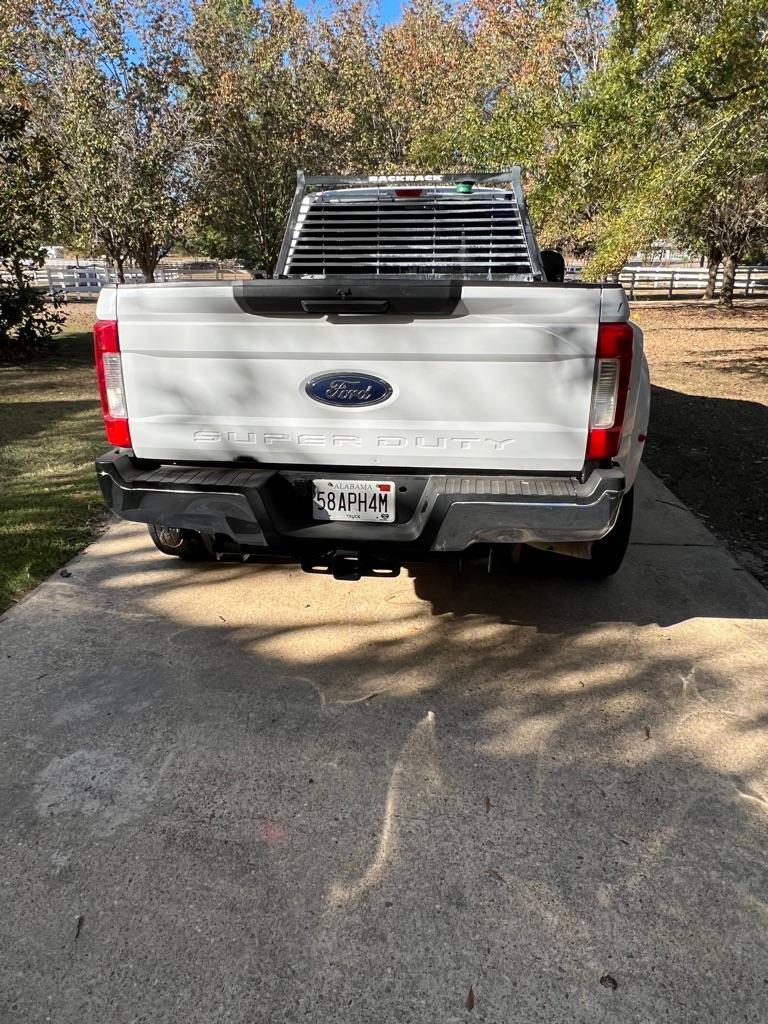 Ford F-350 SD XL Crew Cab Long Bed DRW 4WD 2018