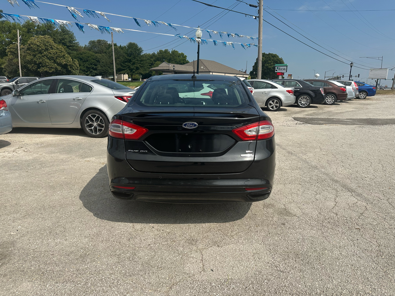 2013 Ford Fusion SE photo 4