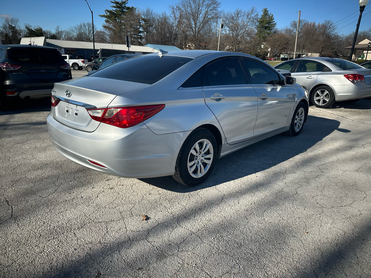 Hyundai Sonata GLS Manual 2012