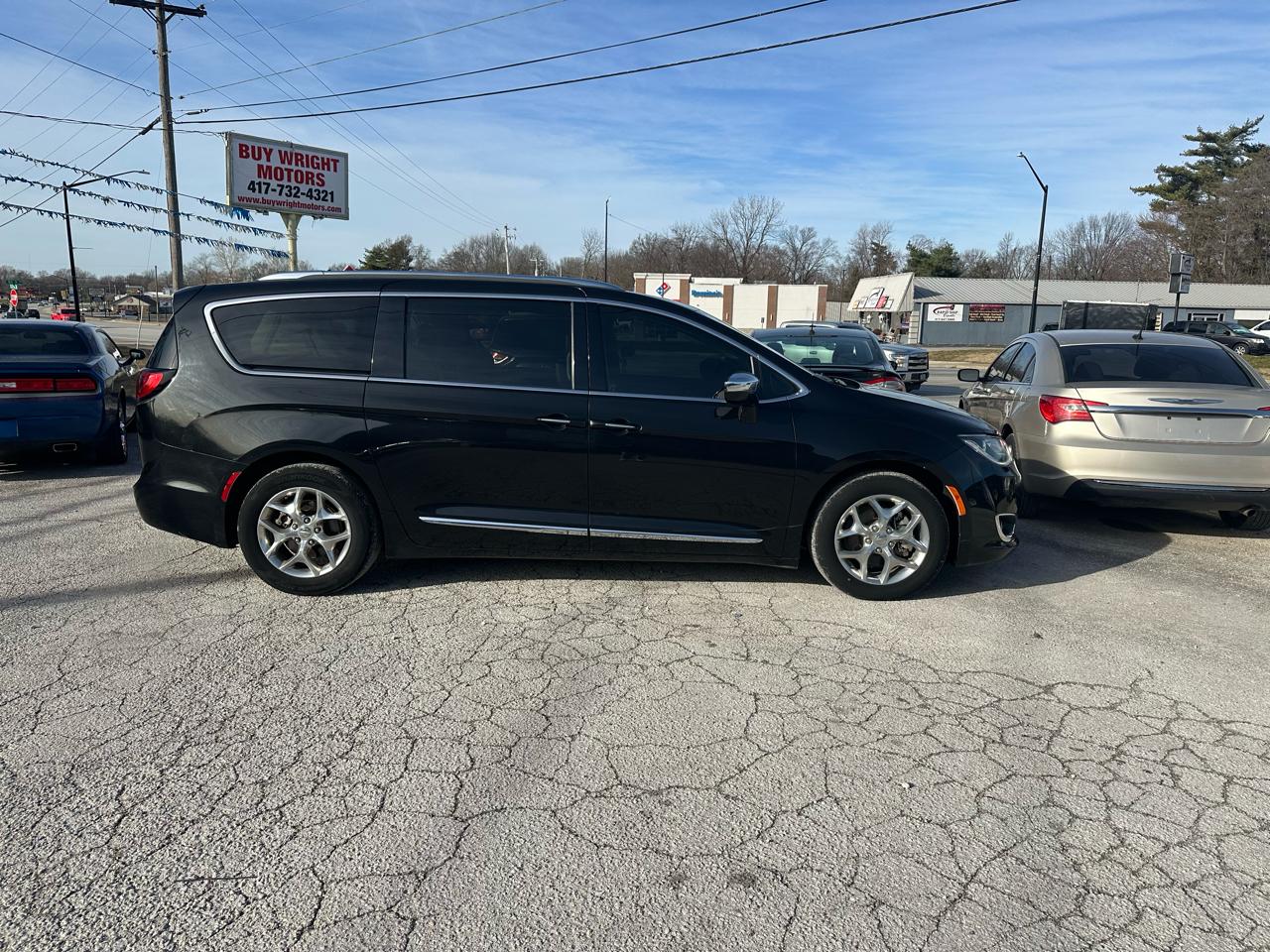 Chrysler Pacifica Limited 2018