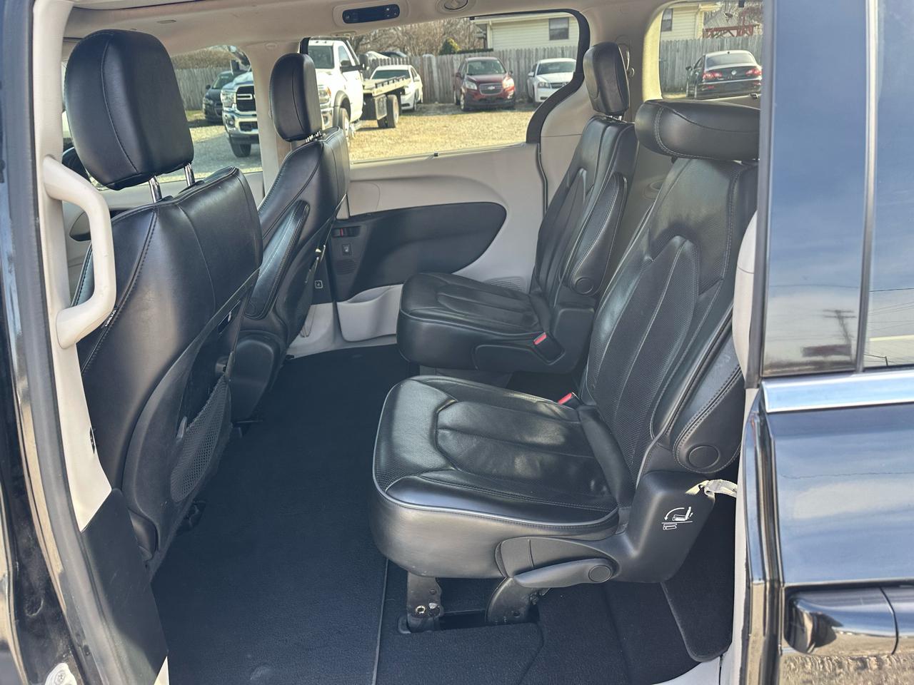 Chrysler Pacifica Limited 2018