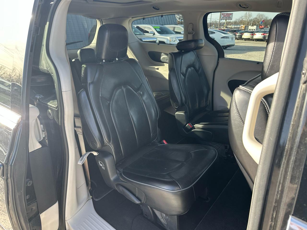 Chrysler Pacifica Limited 2018