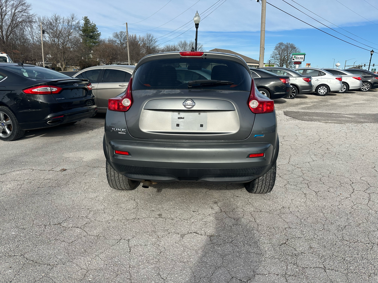 Nissan Juke S FWD 2012