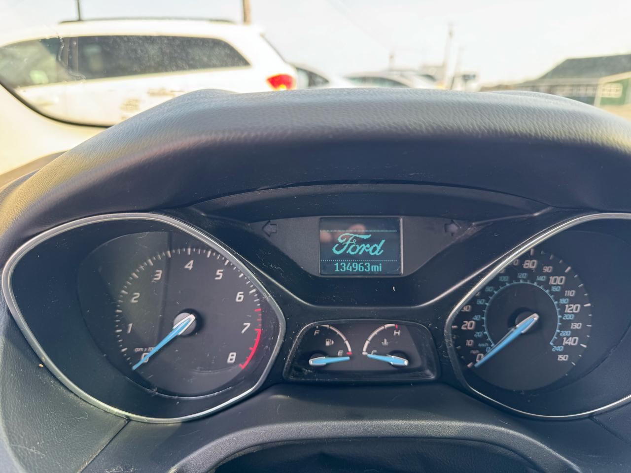 Ford Focus SE Sedan 2012